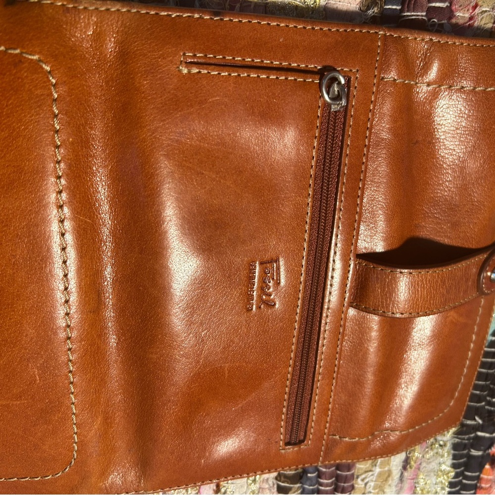 Fossil Tan Leather Wallet - Picture 5 of 6